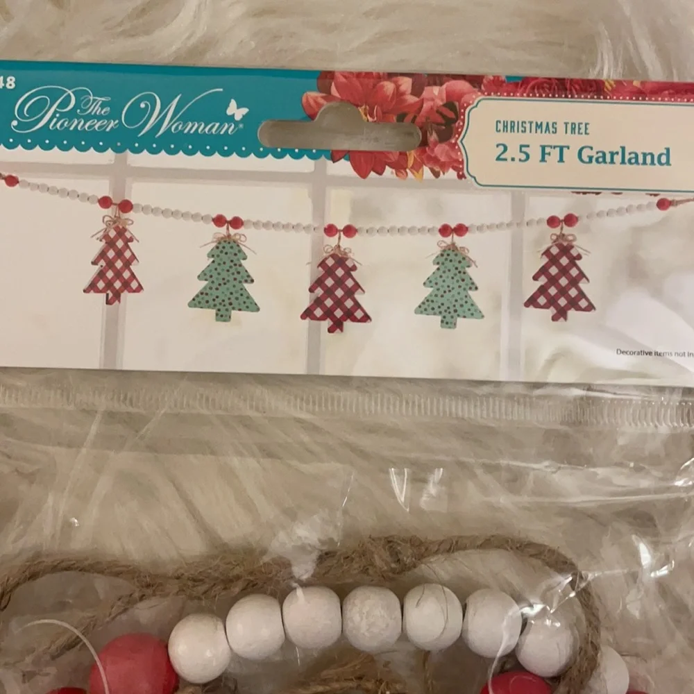 The Pioneer Woman Christmas Tree Garland